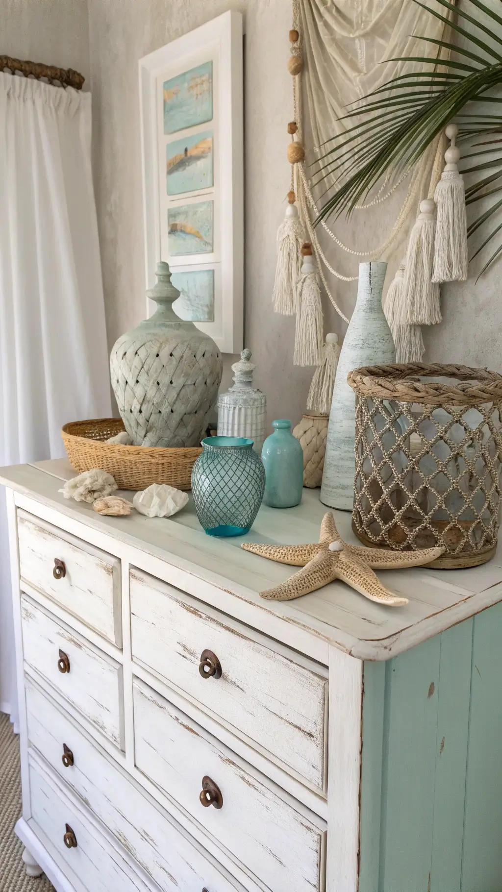 Coastal Bedroom Styling: Create Your Serene Beach Retreat 8 Coastal Bedroom Styling: Create Your Serene Beach Retreat